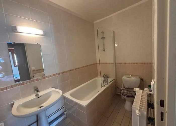 T4 Au Centre Avec Balcon Et 3 - Fr-1-593-21 Appartement Les Angles (Pyrenees-Orientales)